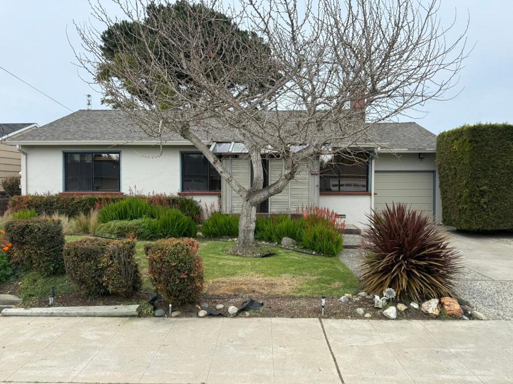 908 Riker Street Property Photo