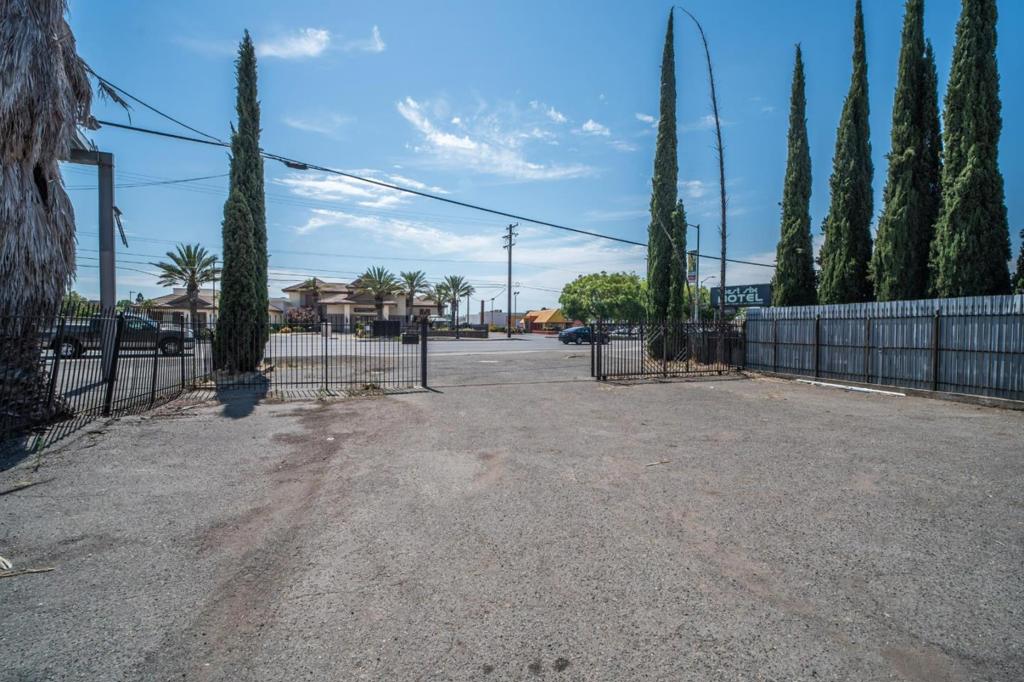 6001 Stockton Boulevard Property Photo 14