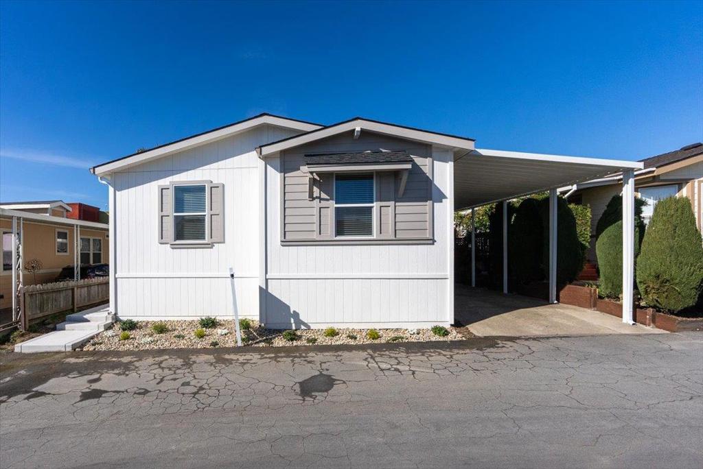144 Holm Road Property Photo
