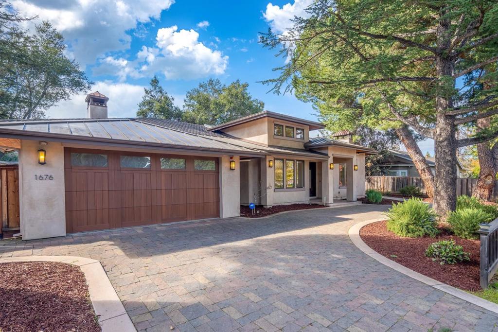 1676 Grant Road Property Photo