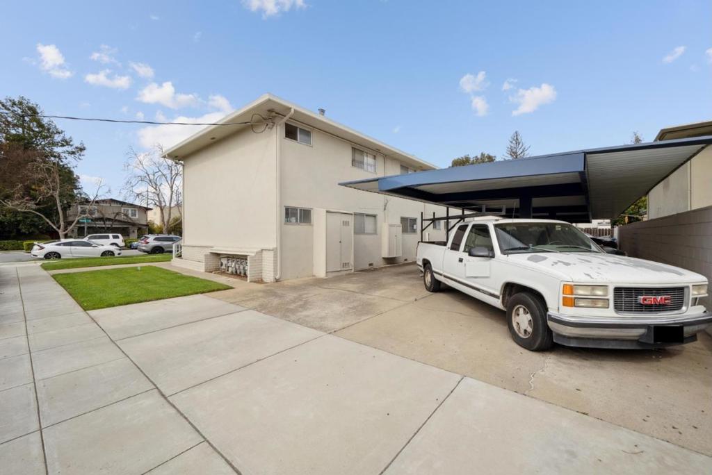 7810 Hanna Street Property Photo 7