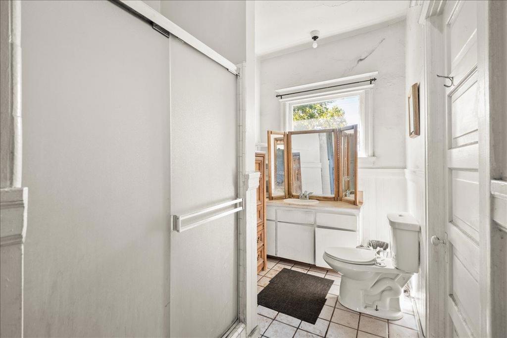 301 N 5th Street Property Photo 8