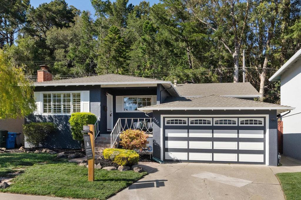 2350 Princeton Drive Property Photo