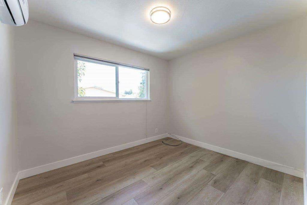 46 Nueva Avenue Property Photo 9