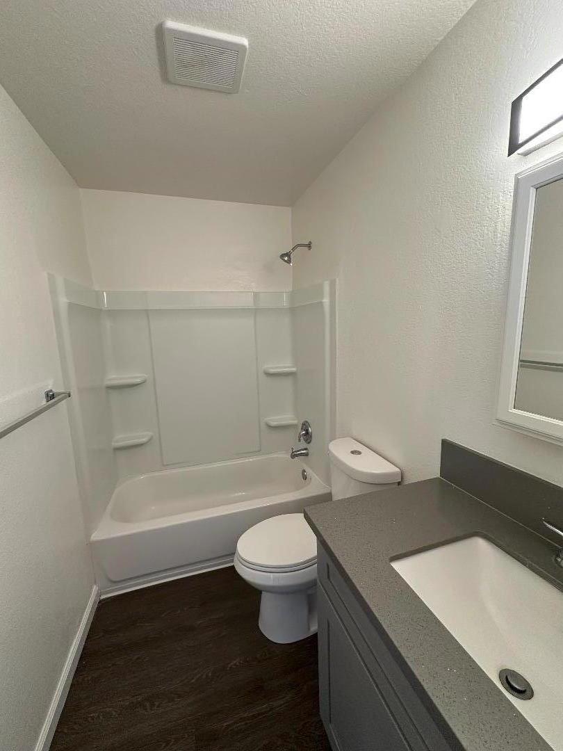 1155 E Laurel Drive Property Photo 10