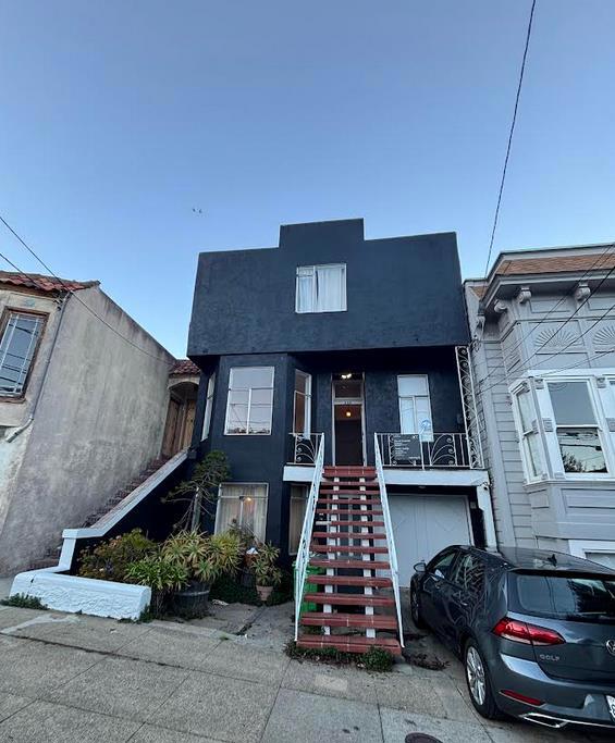 356358 Day Street Property Photo
