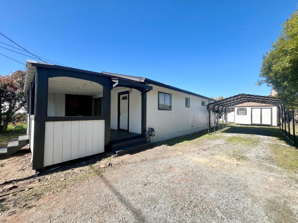102 Nugent Avenue Property Photo