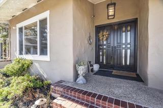 14275 Hilltop Way Property Photo