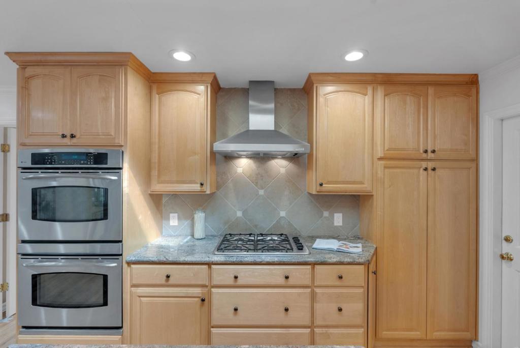 1317 Rossway Court Property Photo 14