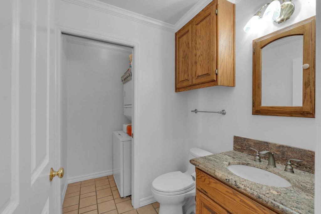 1317 Rossway Court Property Photo 21