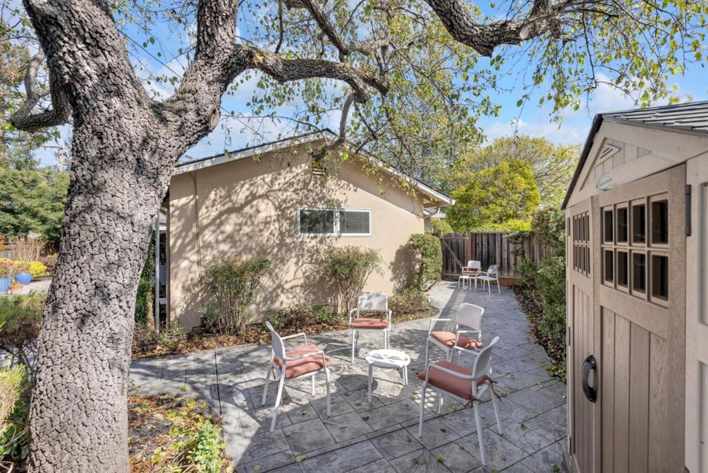 1317 Rossway Court Property Photo 41