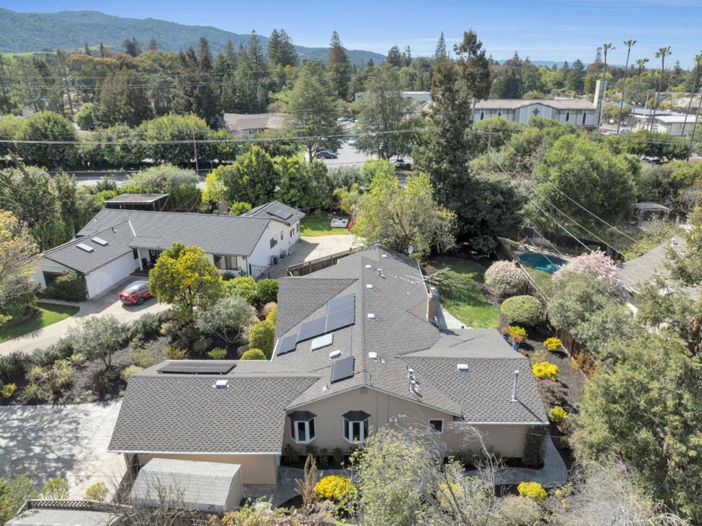 1317 Rossway Court Property Photo 45