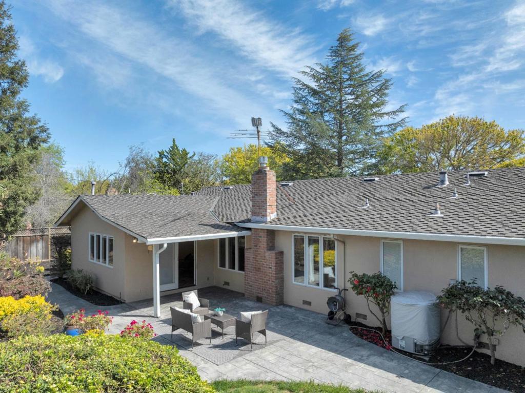 1317 Rossway Court Property Photo 46