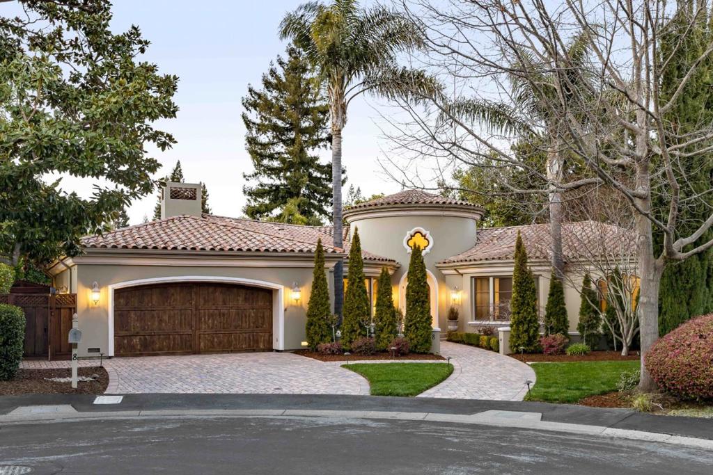 8 Reyna Place Property Photo