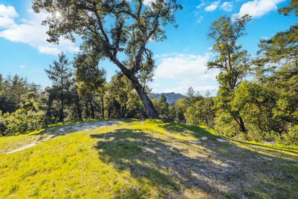 28 Hartman Creek Property Photo 4