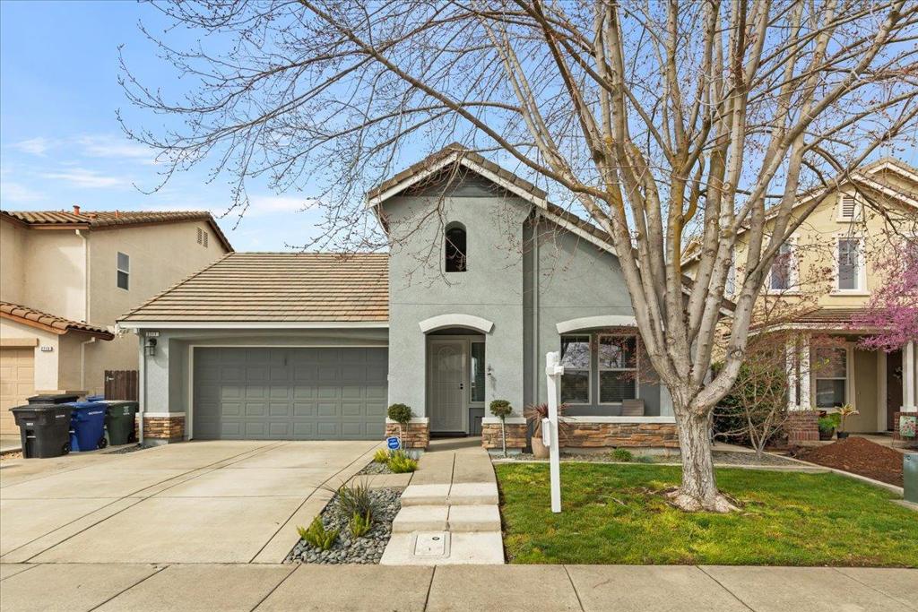 2717 Amir Drive Property Photo