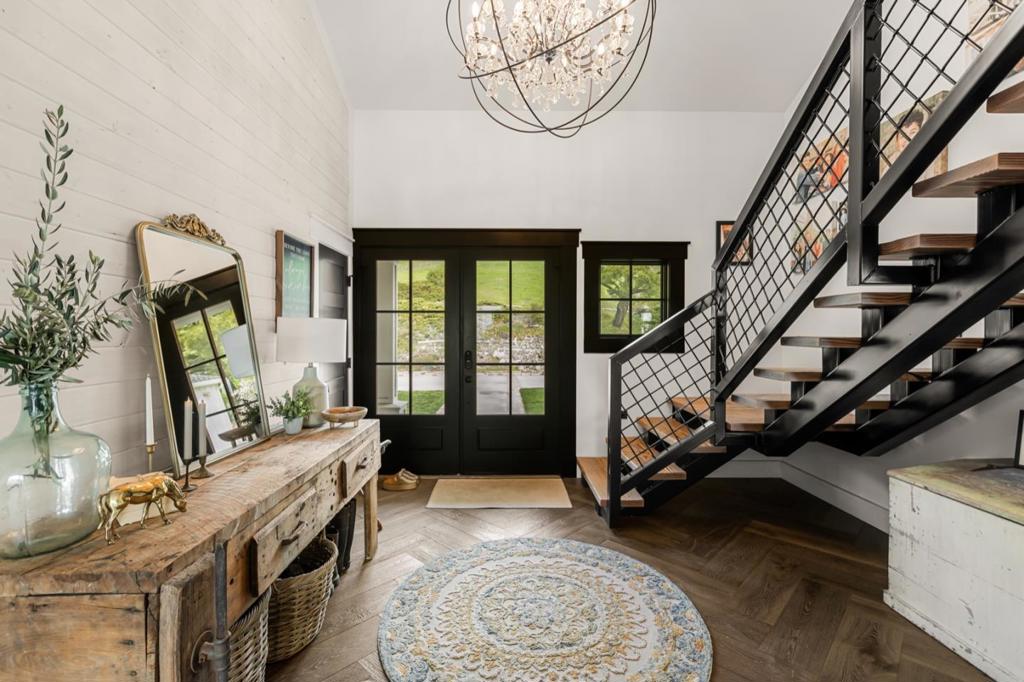 6033 Dagnino Road Property Photo 22