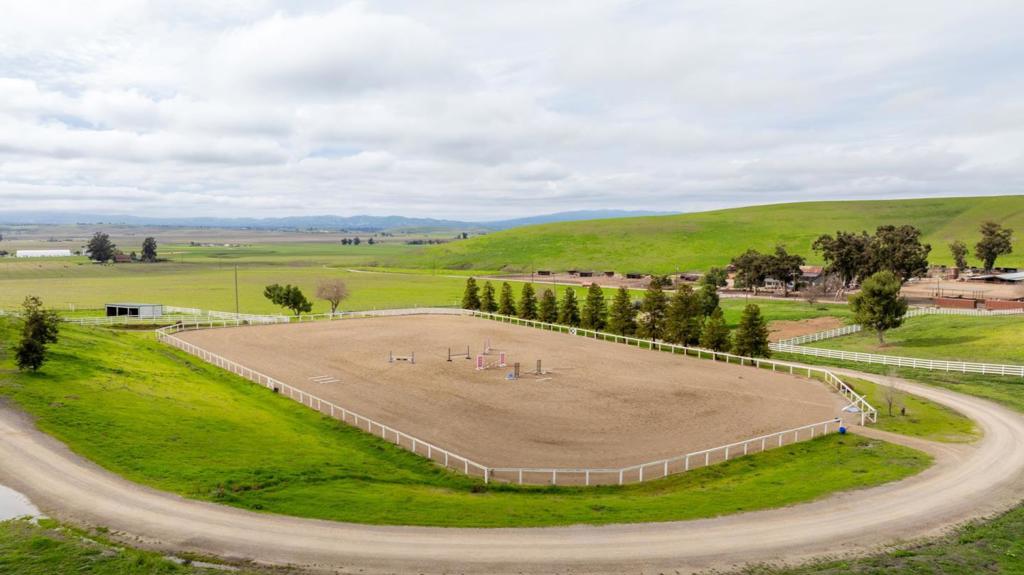 6033 Dagnino Road Property Photo 45