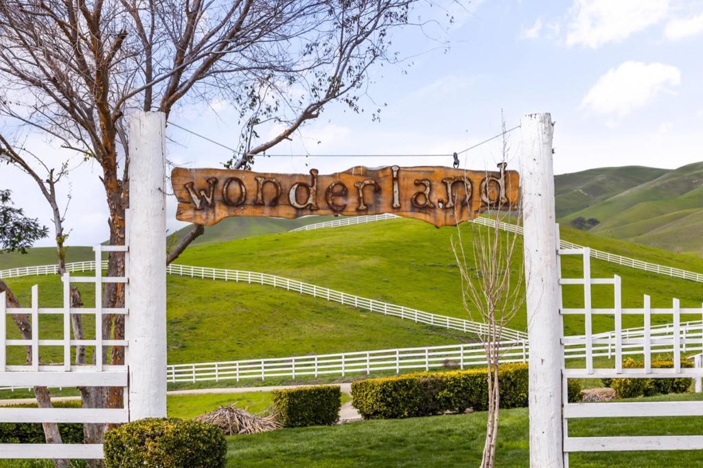 6033 Dagnino Road Property Photo 94