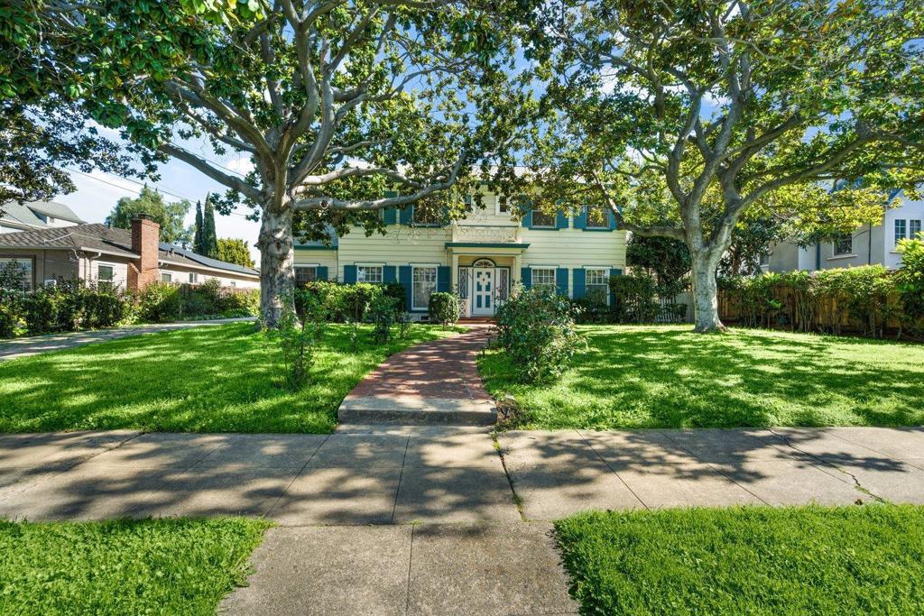 1240 Mckendrie Street Property Photo