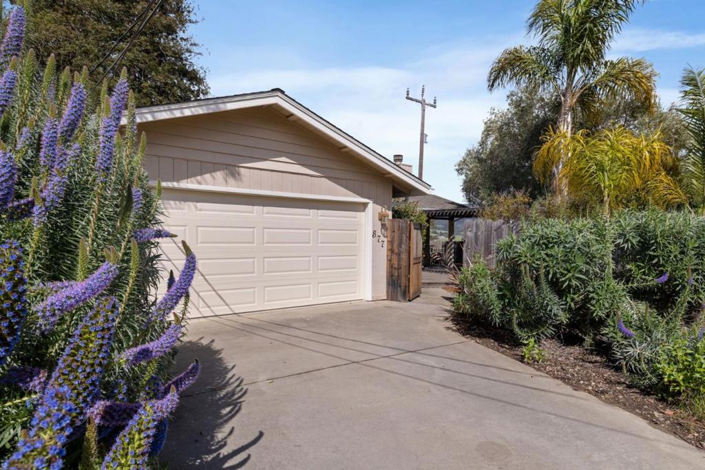 377 Mesa Verde Drive Property Photo