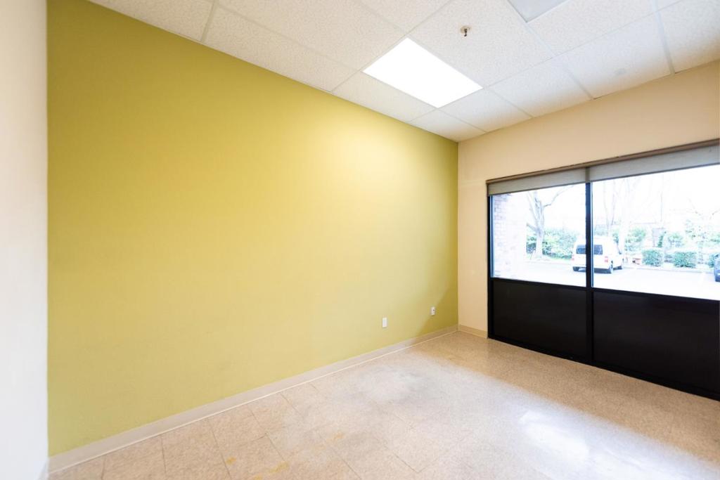 2050 Concourse Drive 54 Property Photo 8