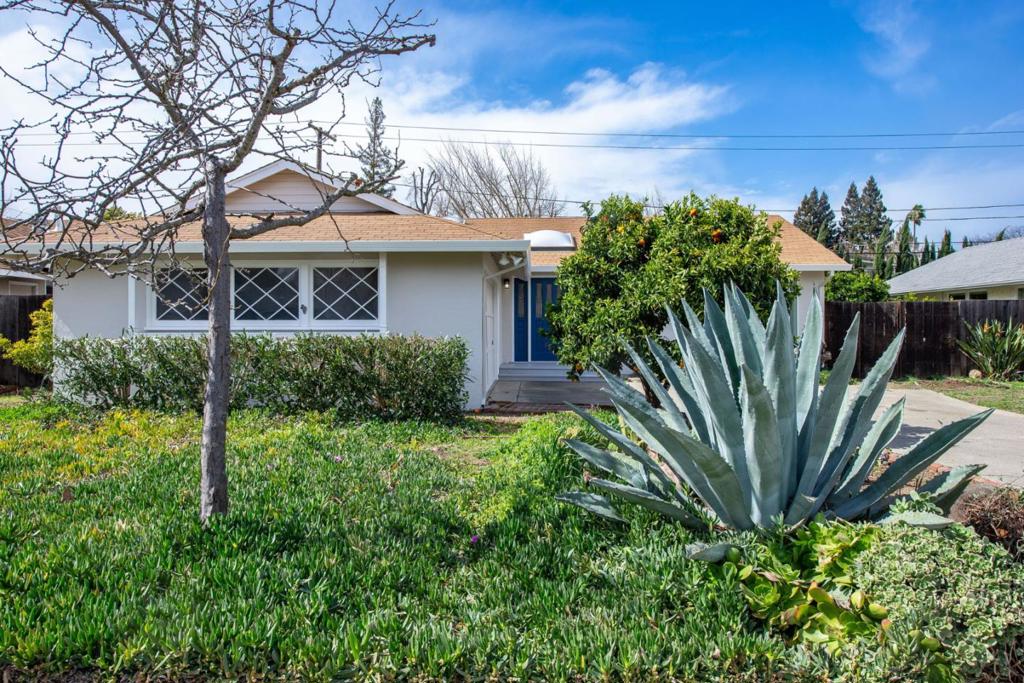 1646 Bonita Avenue Property Photo