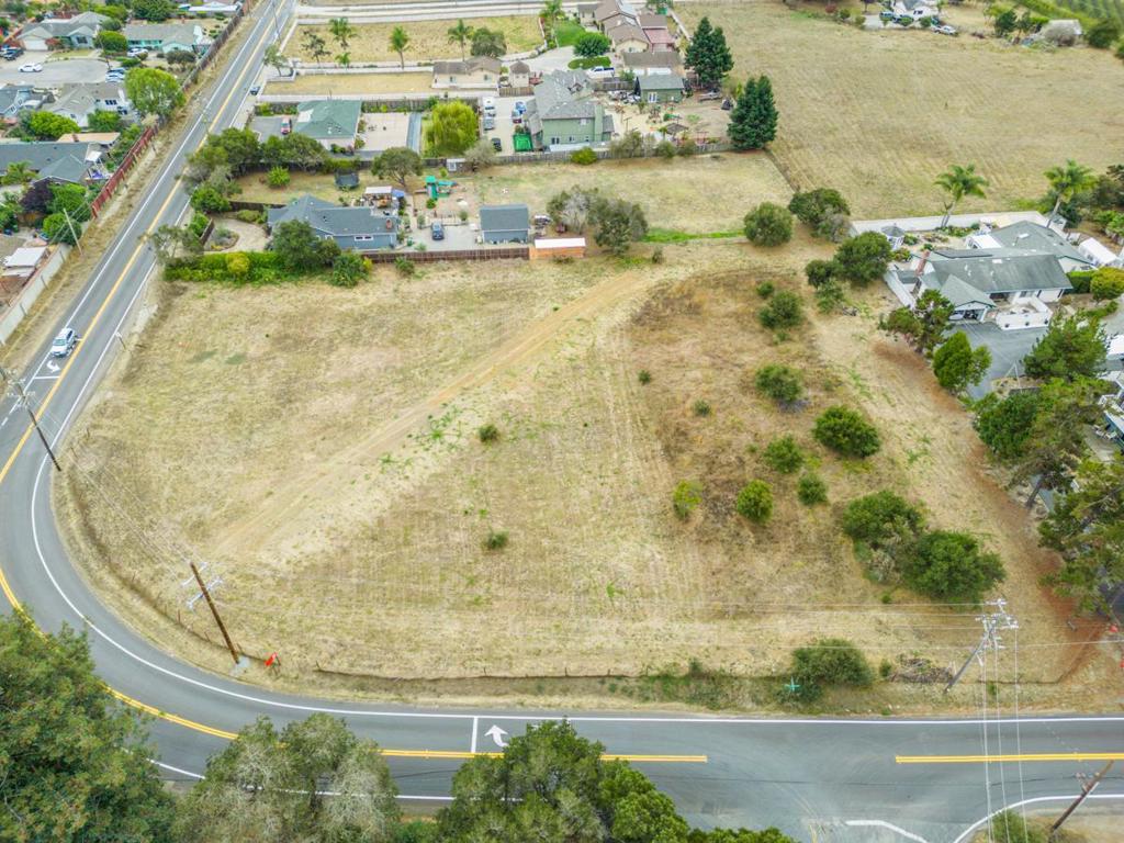 871 Green Valley Road Property Photo