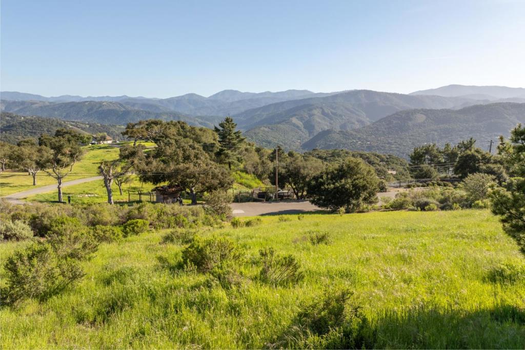 344 El Caminito Road Property Photo 10