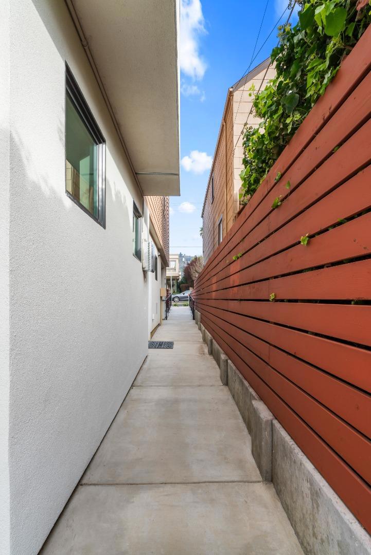 645 Baden Avenue 5 Property Photo 24