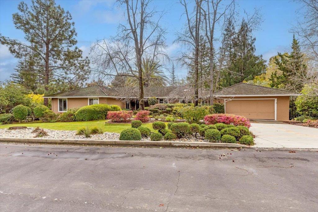18140 Via Encantada Property Photo