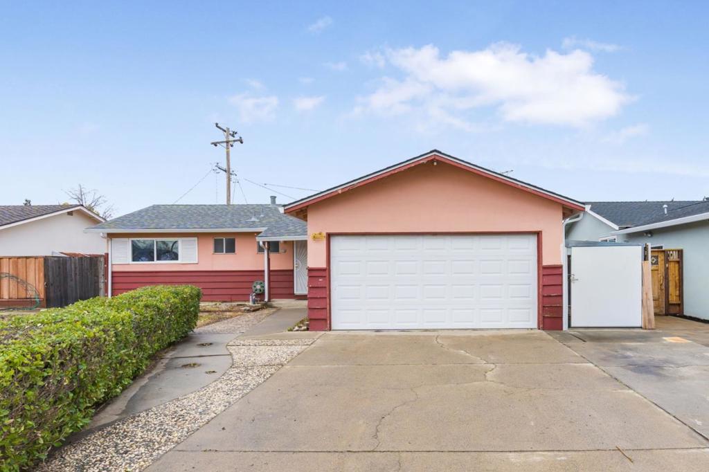803 W Sunnyoaks Avenue Property Photo