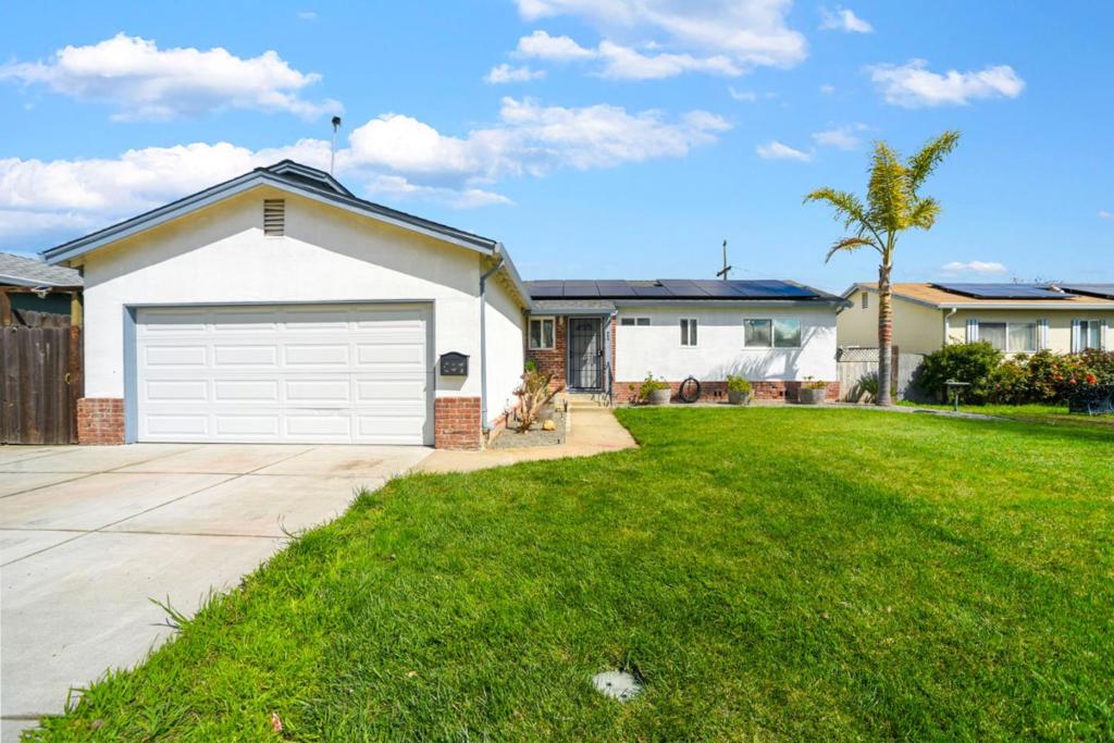 980 Rolling Green Drive Property Photo
