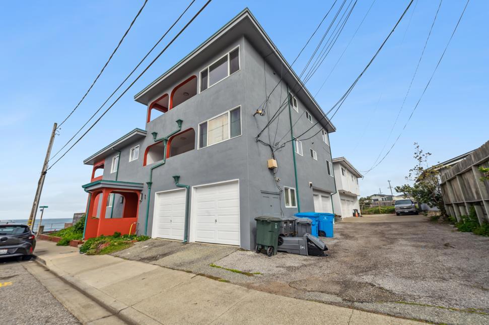1 Paloma Avenue Property Photo