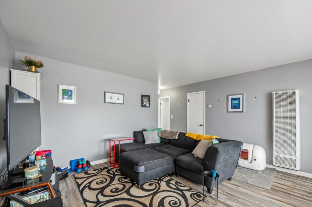 1 Paloma Avenue Property Photo 25