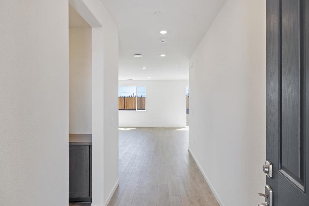 1911 Amaryllis Drive Property Photo 15