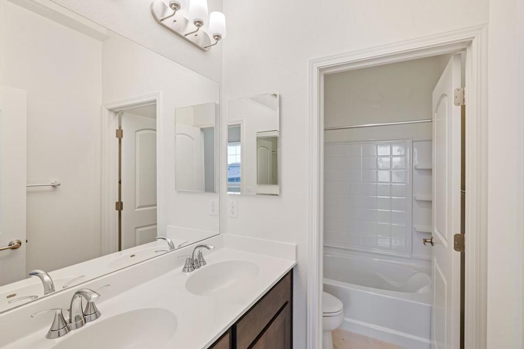 1911 Amaryllis Drive Property Photo 27