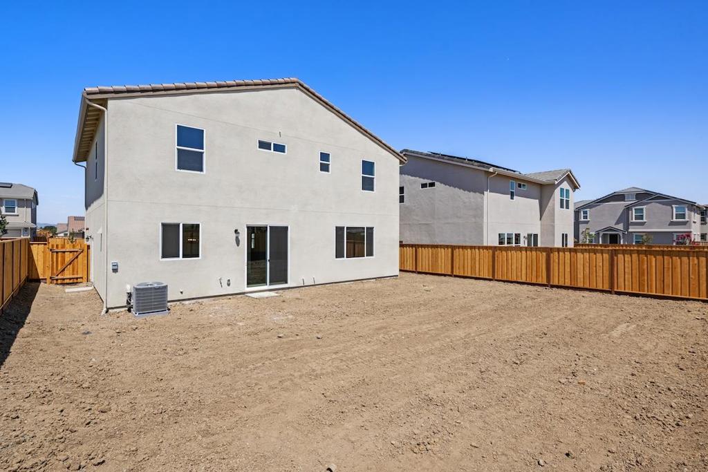 1911 Amaryllis Drive Property Photo 45