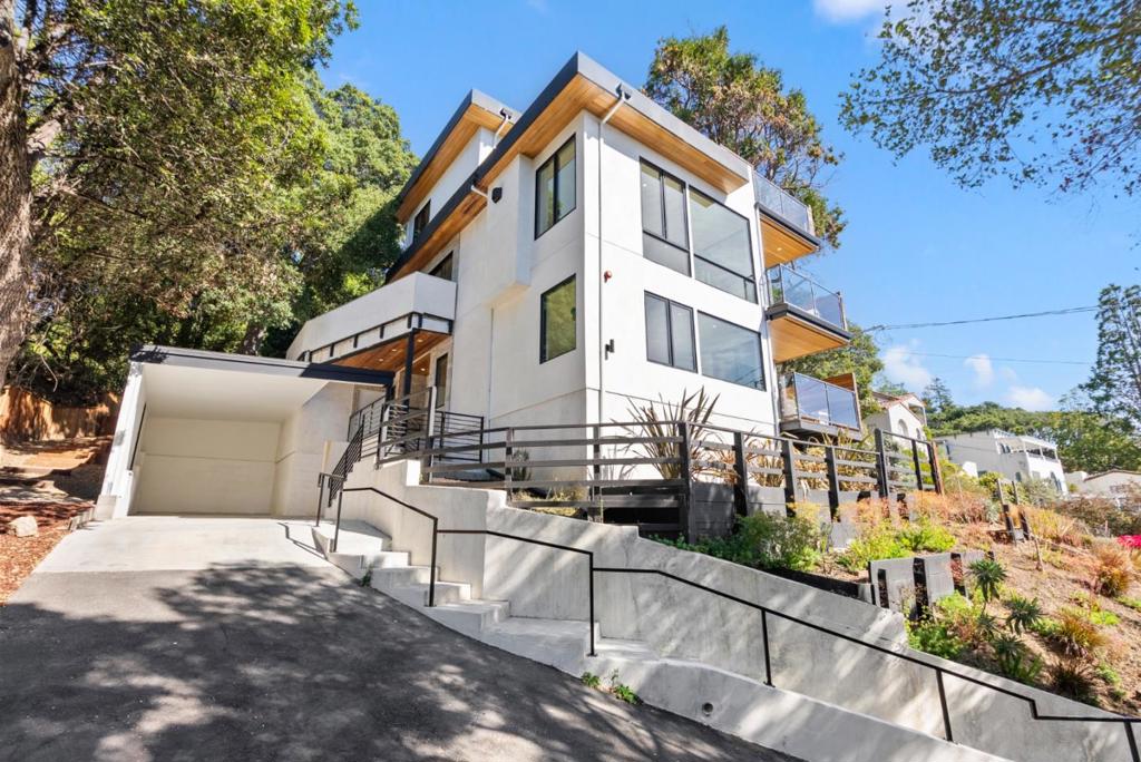 715 Santa Barbara Road Property Photo