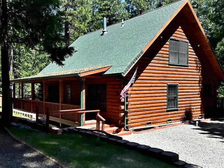 533 Sugarpine Lane Property Photo