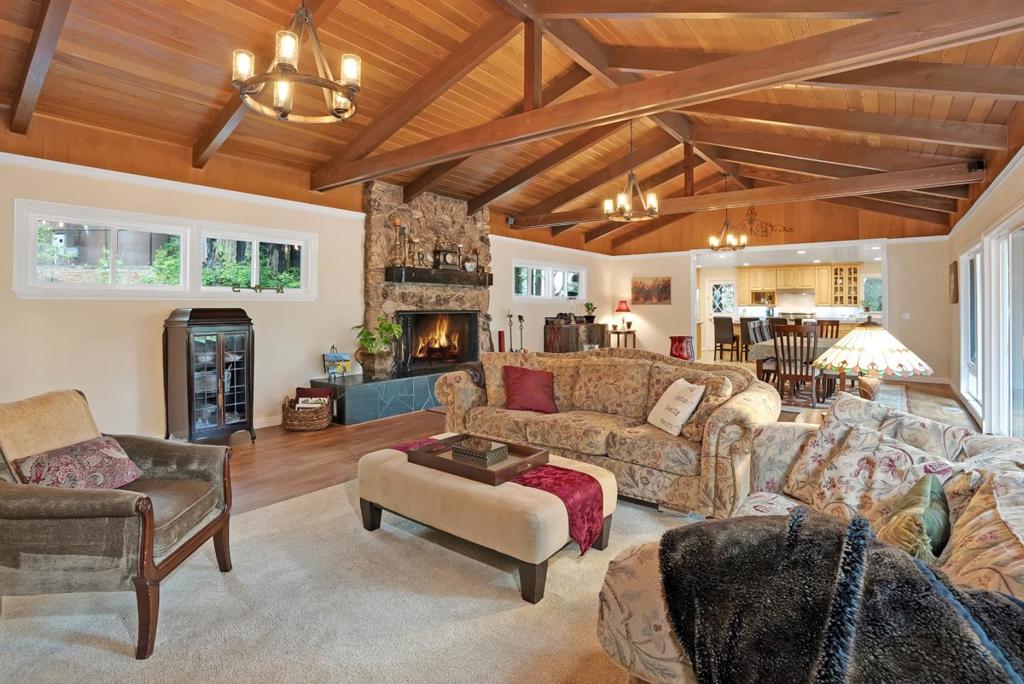 169 Sequoia Grove Property Photo