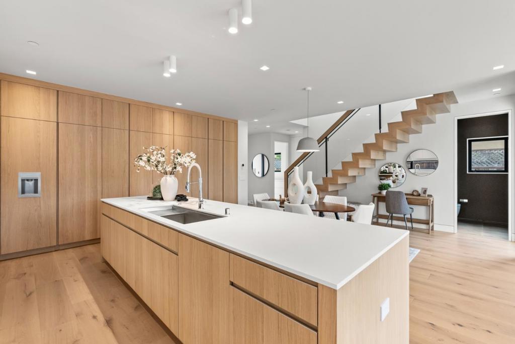 14 Peninsula Avenue Property Photo 10