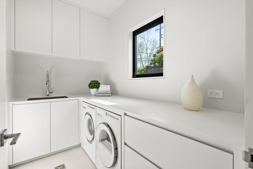 14 Peninsula Avenue Property Photo 22