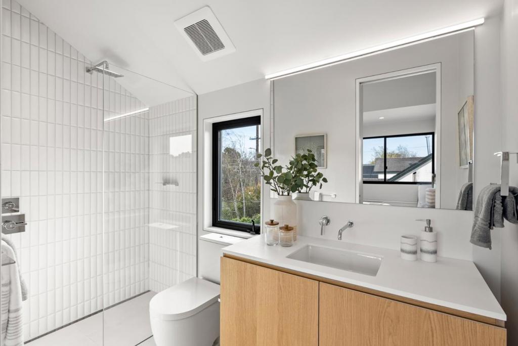 14 Peninsula Avenue Property Photo 35