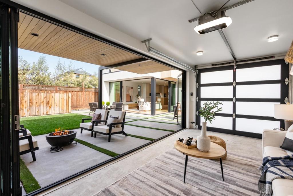 14 Peninsula Avenue Property Photo 44