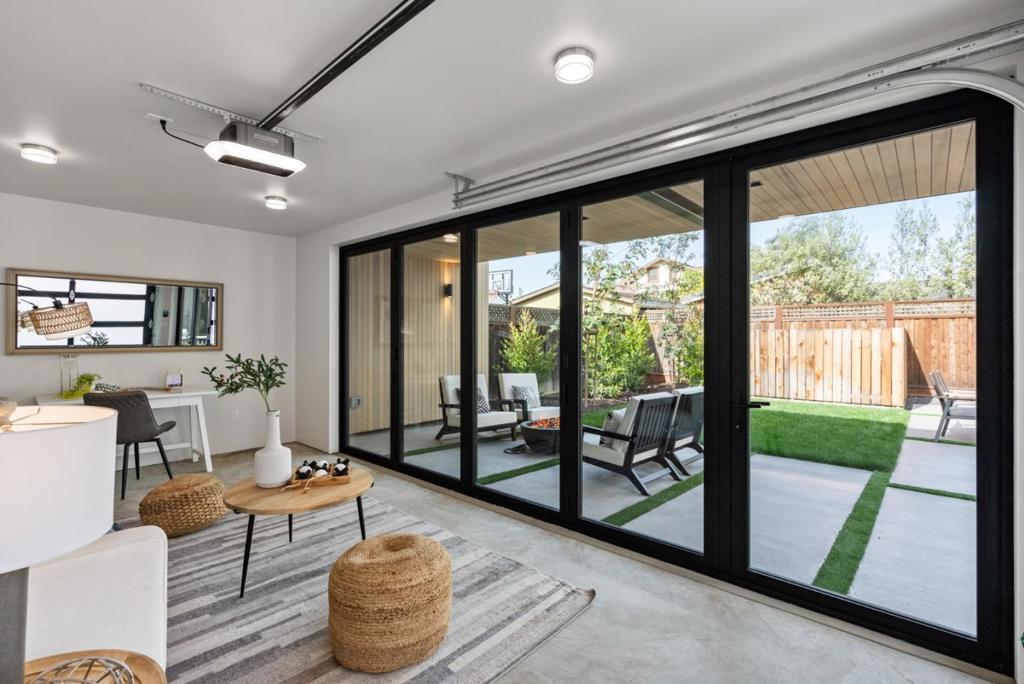 14 Peninsula Avenue Property Photo 46