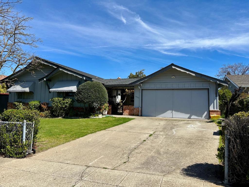 5506 Fern Drive Property Photo
