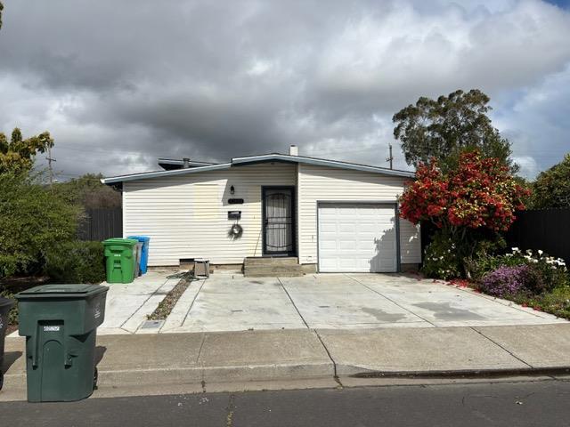 33602 10th Street Property Photo