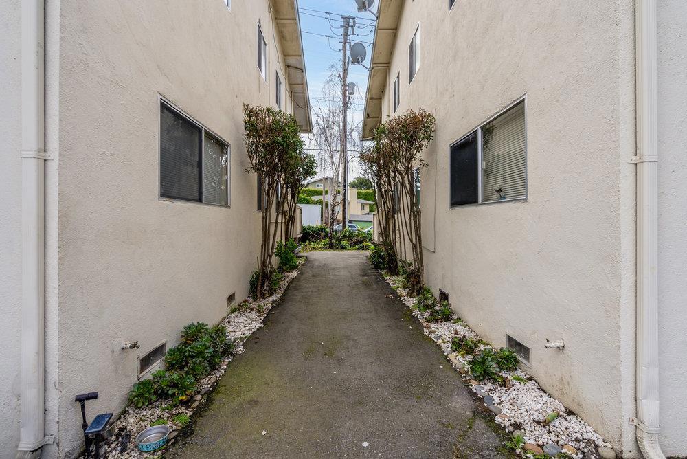 2945 Capitola Road Property Photo 11