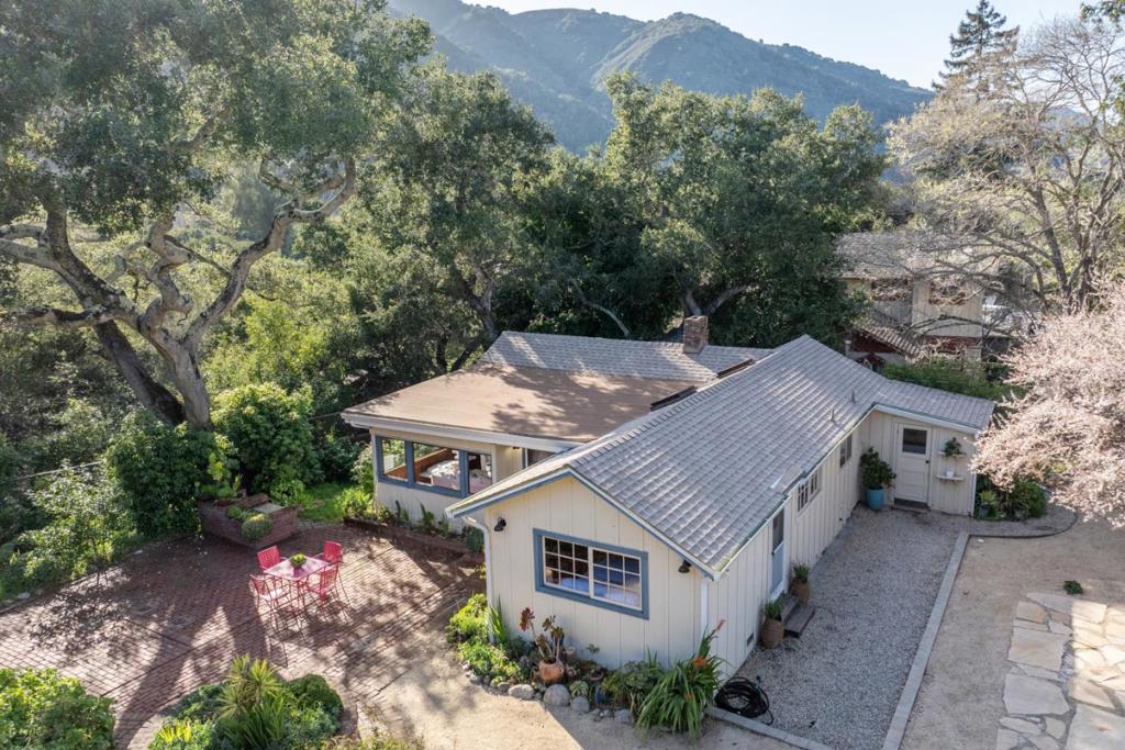 12 Paso Cresta Property Photo